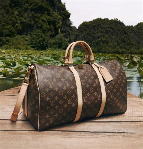 maletin louis vuitton mujer|louis vuitton maletas.